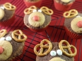 Weihnachtliche Rentiercupcakes mit Spekulatius und Orangen-Zimt-Füllung